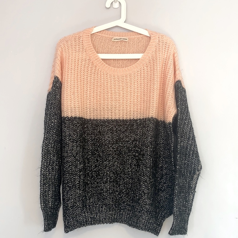 Oversized pink/grey sweater